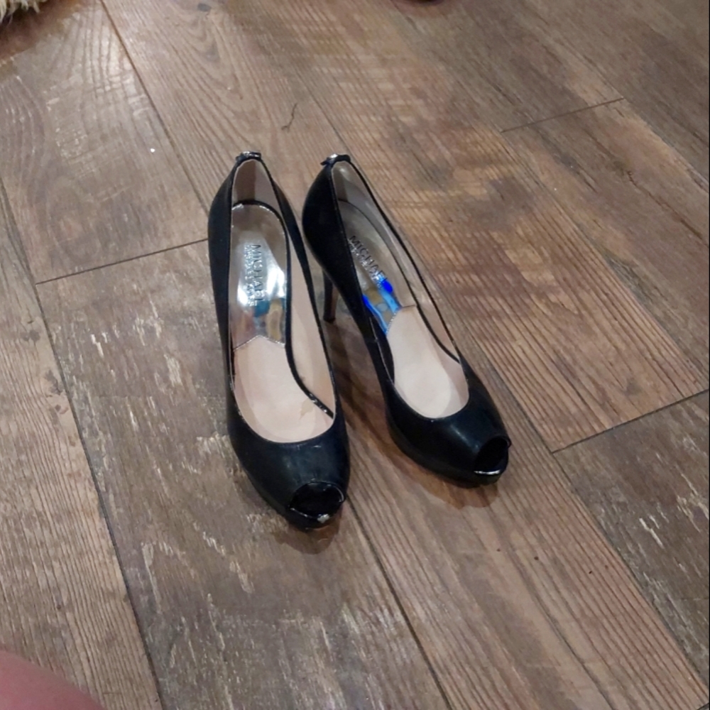 Micheal Koris black heels size 7 ½